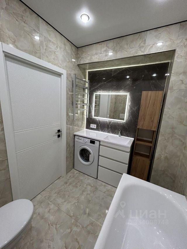 m. Opalikha: Apartment, studio
