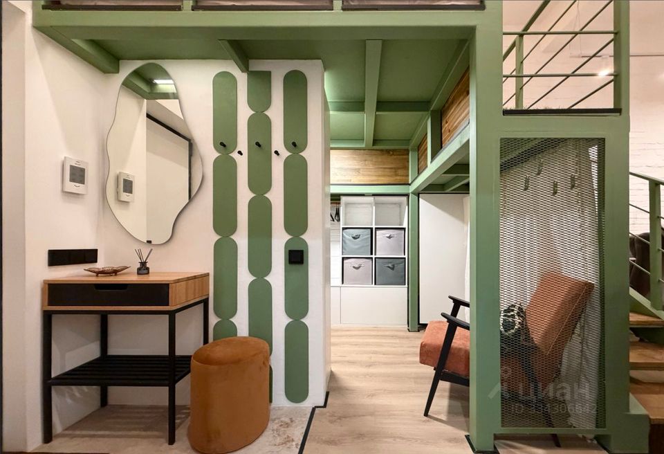 m. Kalitniki: Apartment, studio