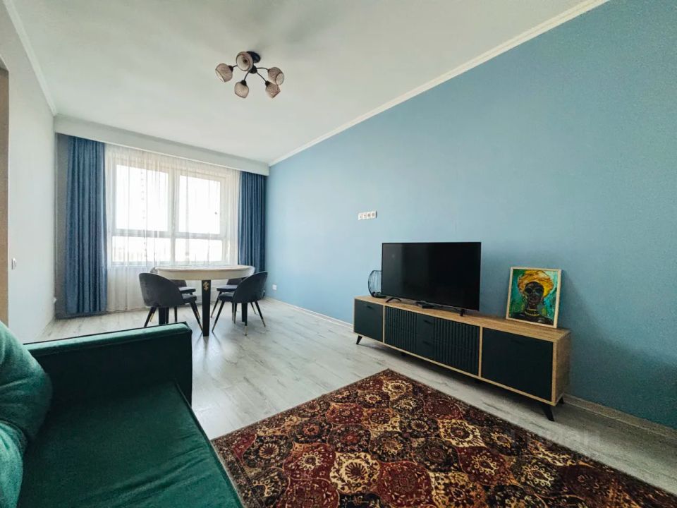 m. Lukhmanovskaya: Apartment, 2-rooms