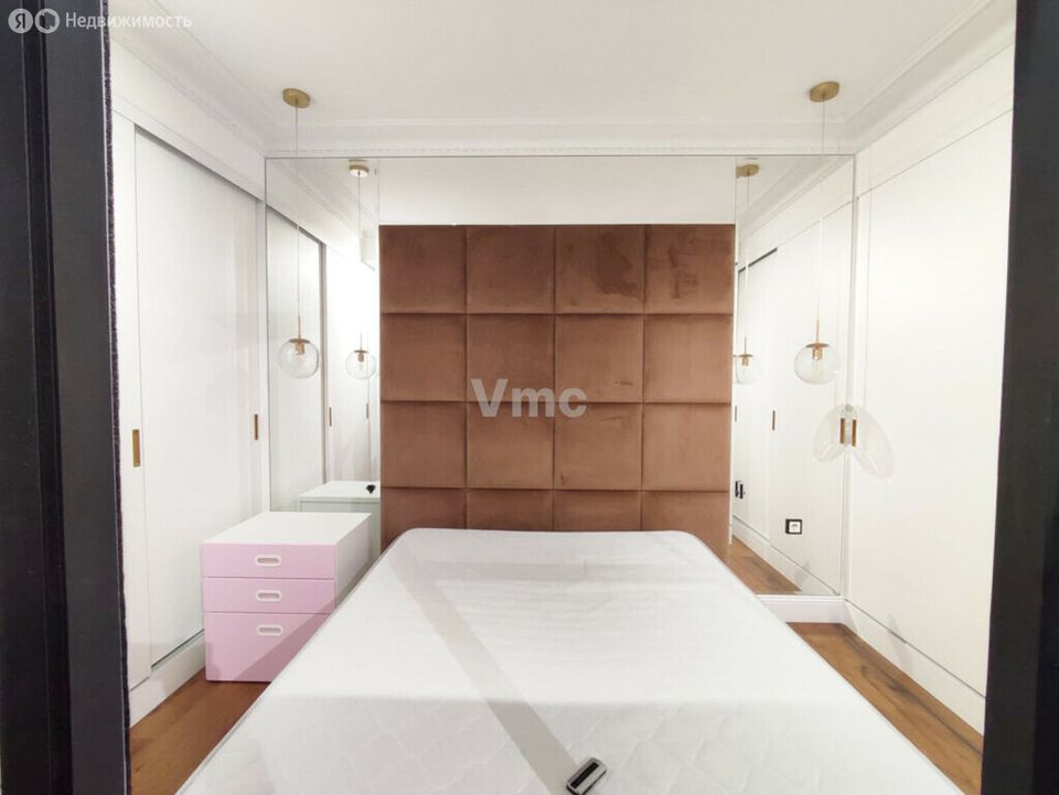m. Tverskaya: Apartment, 2-rooms