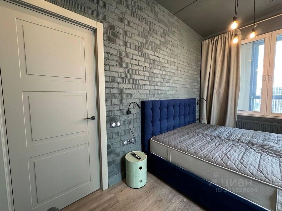 m. Ulitsa Milashenkova: Apartment, 2-rooms