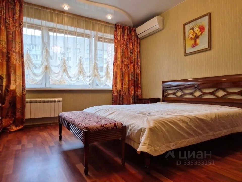 m. Pavshino: Apartment, 2-rooms
