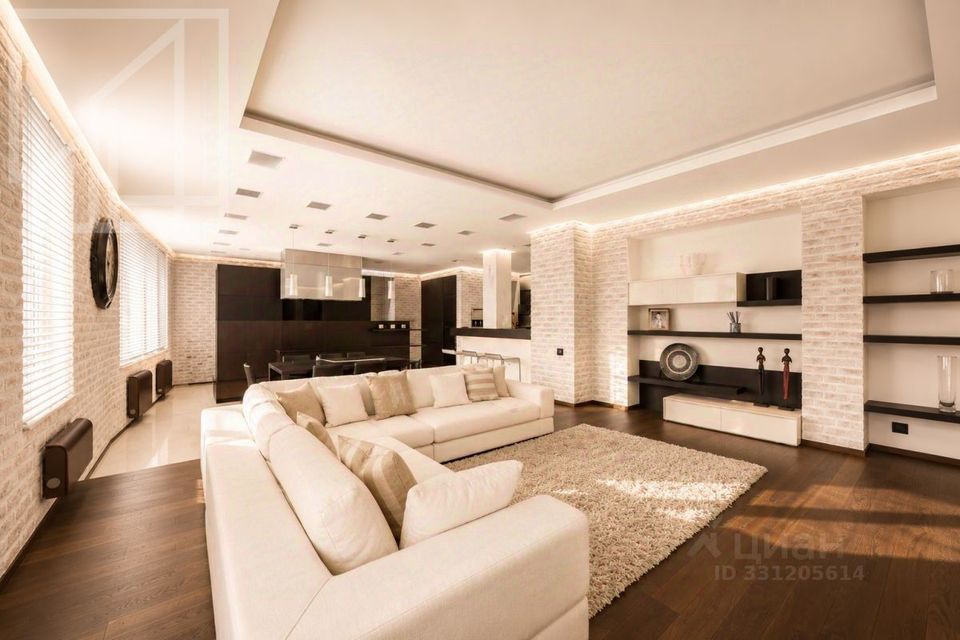 m. Tsvetnoy bulvar: Apartment, 3-rooms