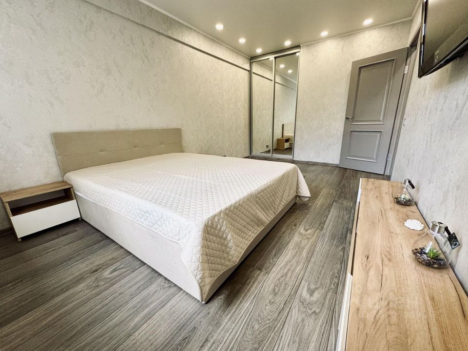 m. Shabolovskaya: Apartment, 1-rooms