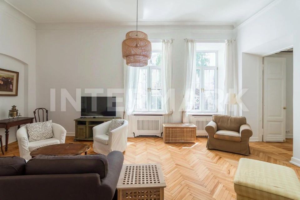 m. Kitay-gorod: Apartment, 4-rooms