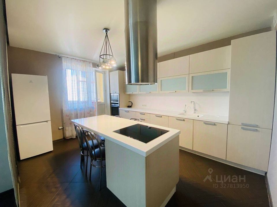 m. Nikolskoe: Apartment, 3-rooms
