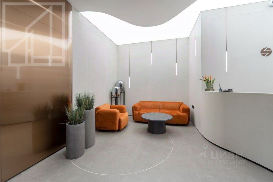 m. Verkhnie Kotly: Apartment, 2-rooms