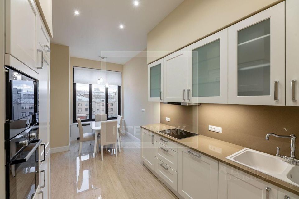 m. Shabolovskaya: Apartment, 3-rooms