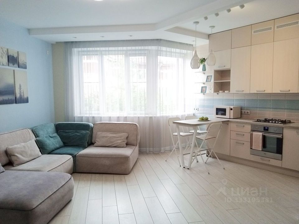 m. Saltykovskaya: Apartment, 3-rooms