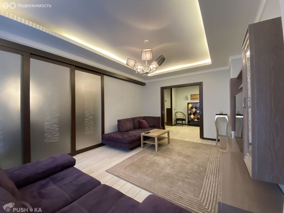 m. Yugo-Zapadnaya: Apartment, 3-rooms