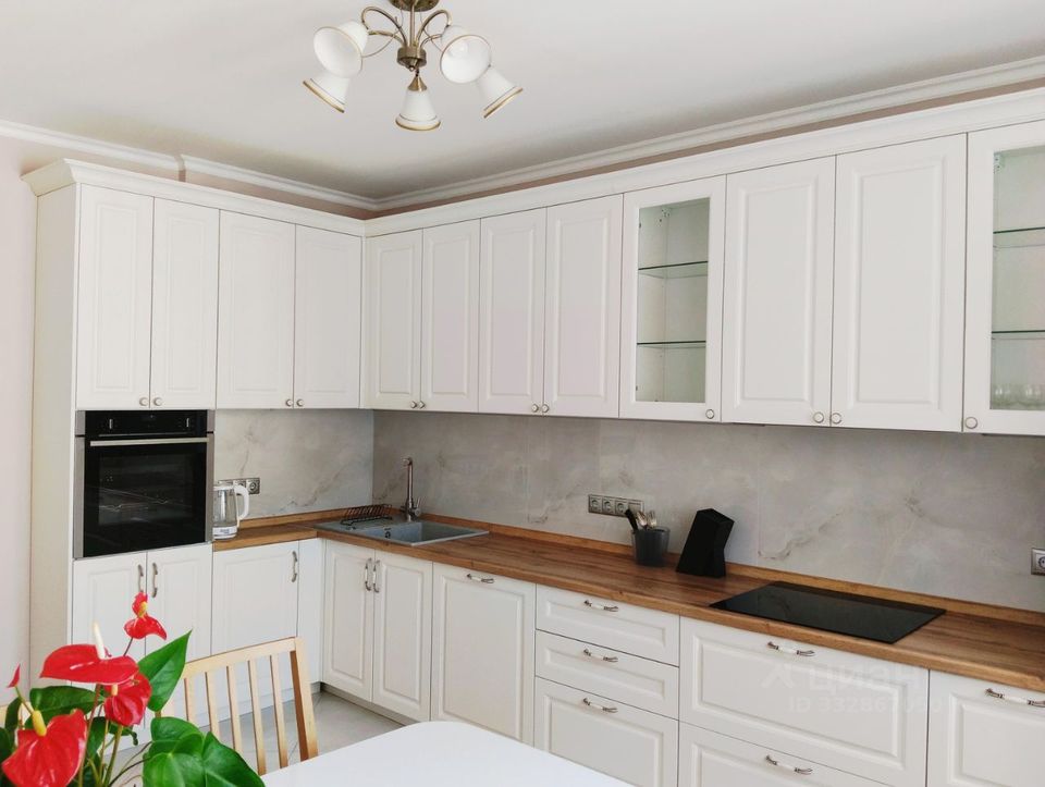 m. Bulvar Dmitriya Donskogo: Apartment, 3-rooms