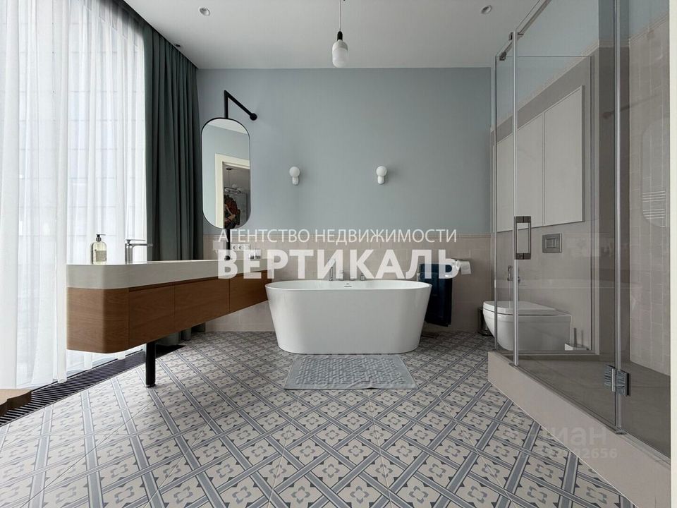 m. Delovoy tsentr (Vystavochnaya): Apartment, 5-rooms
