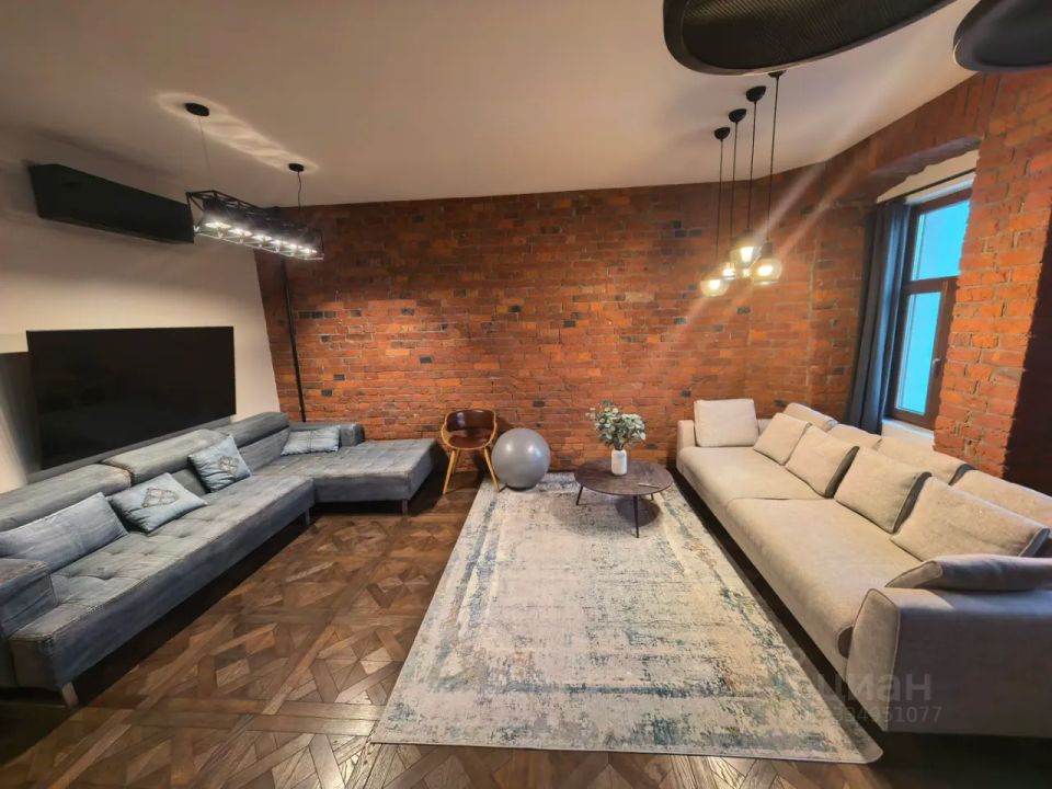 m. Novokuznetskaya: Apartment, 3-rooms