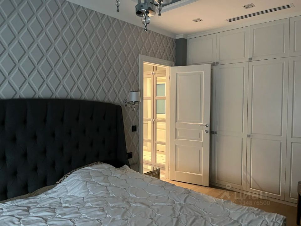 m. Ulitsa 1905 goda: Apartment, 2-rooms