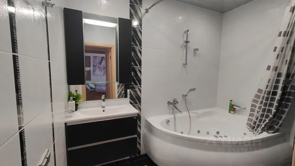 m. Khimki: Apartment, 2-rooms