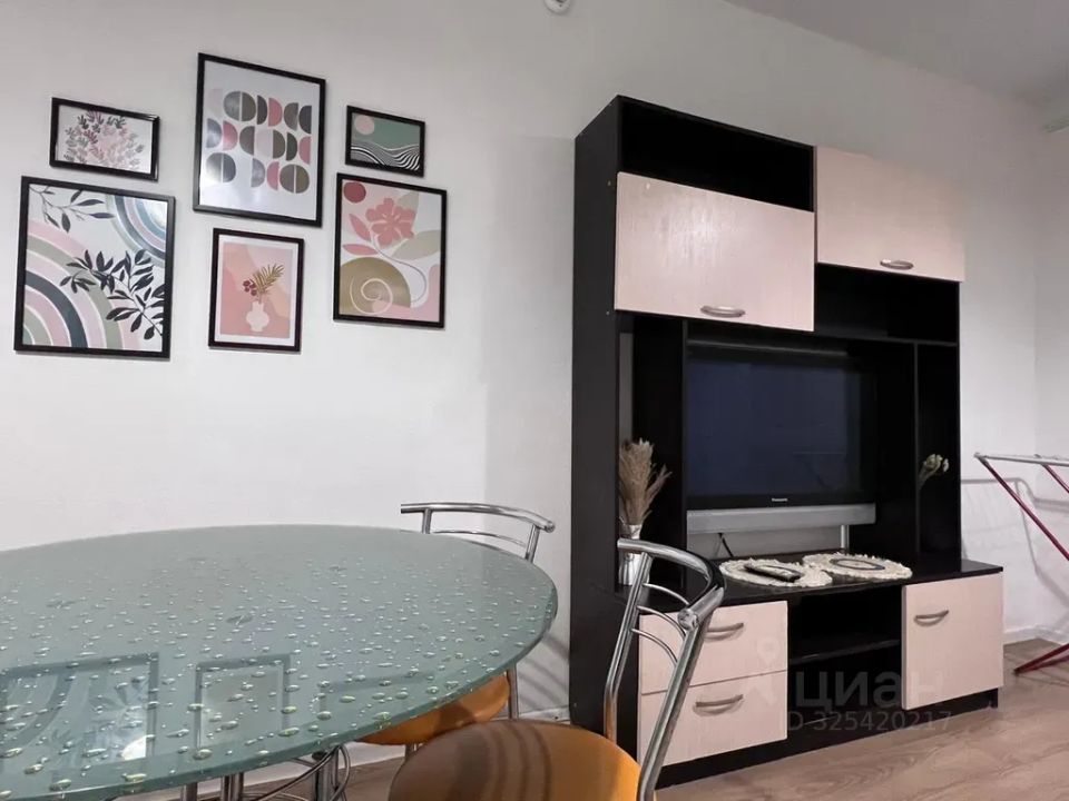 m. Nekrasovka: Apartment, 2-rooms
