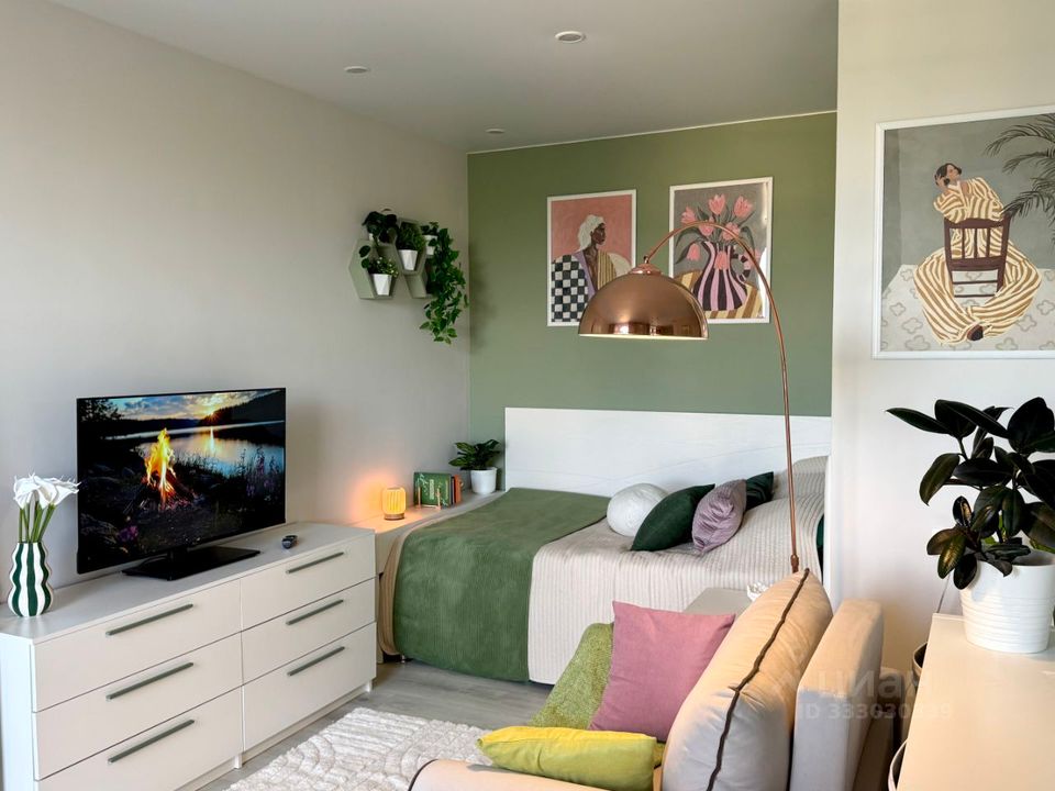 m. Opalikha: Apartment, studio
