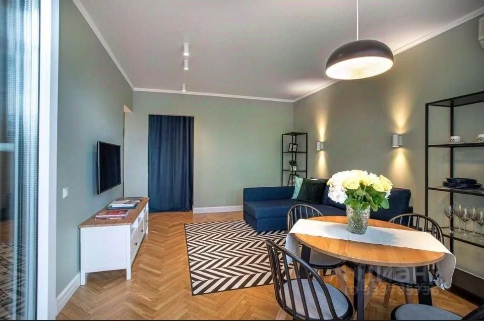 m. Tverskaya: Apartment, 2-rooms
