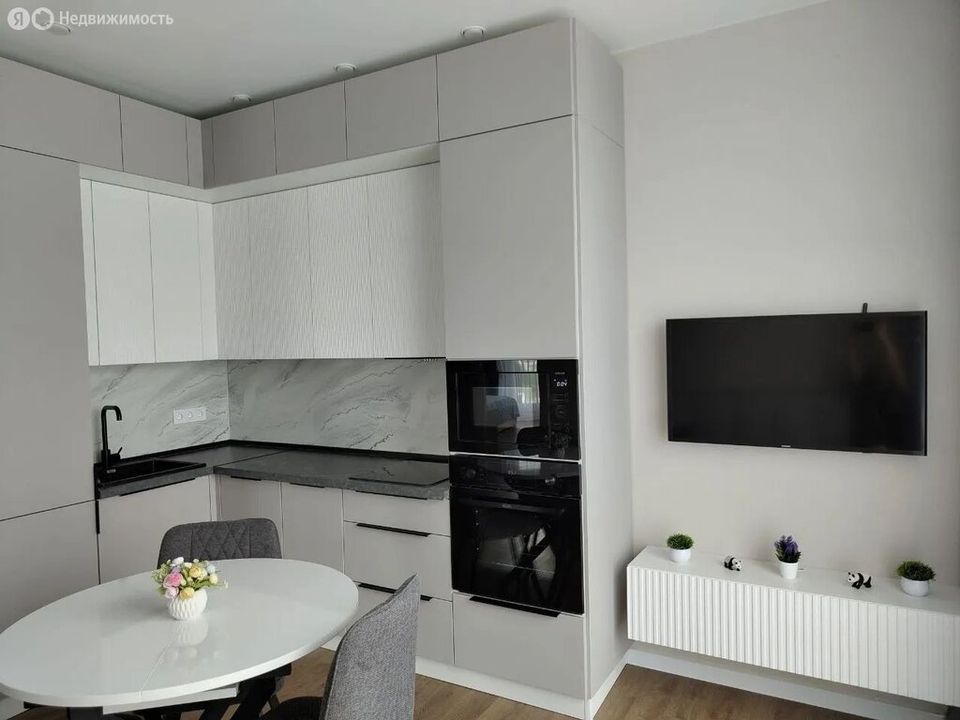 m. Spartak: Apartment, 2-rooms