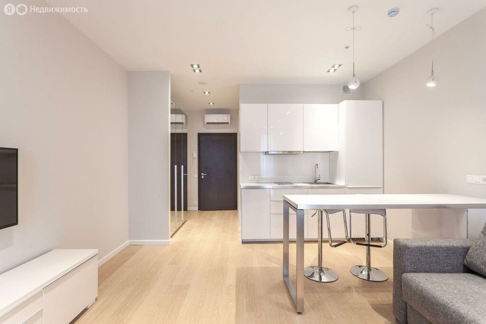 m. TsSKA: Apartment, studio