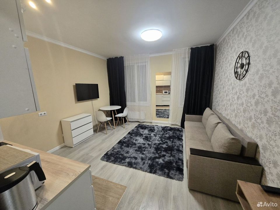 m. Strogino: Apartment, studio