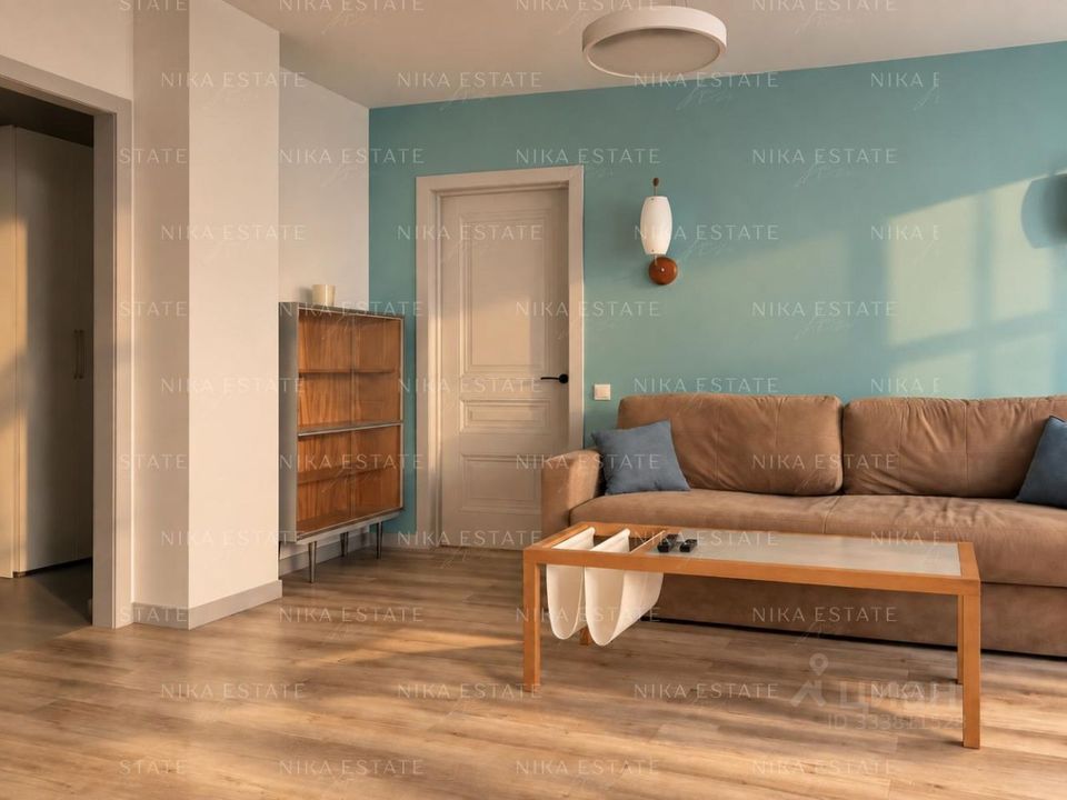 m. ZIL: Apartment, 2-rooms