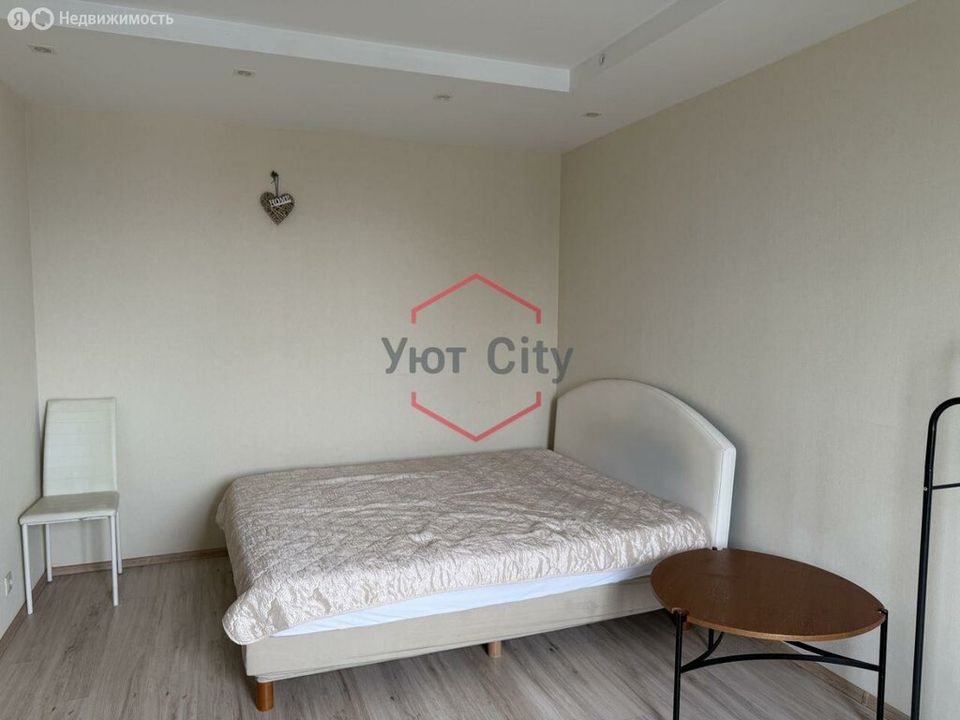 m. Narodnoe Opolchenie: Apartment, 1-rooms