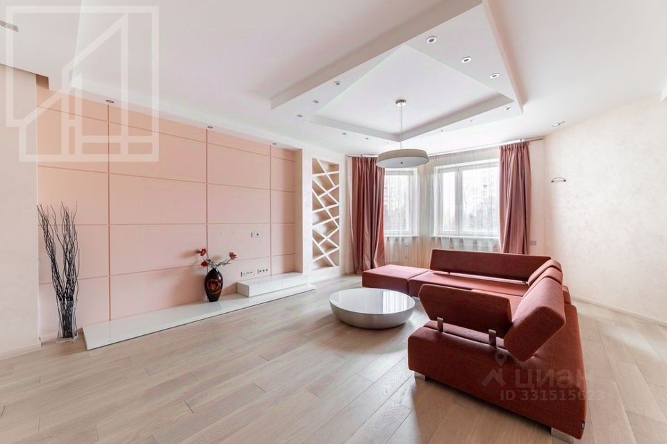 m. Prospekt Vernadskogo: Apartment, 3-rooms