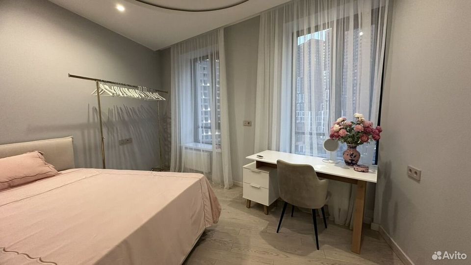 m. Aminyevskaya: Apartment, 3-rooms