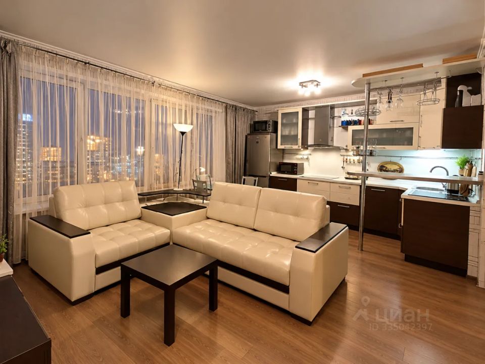m. Ploschad trekh vokzalov: Apartment, 1-rooms
