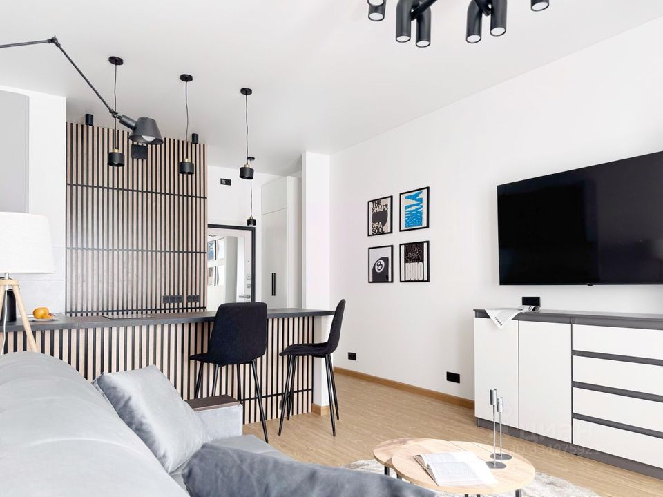 m. Kalitniki: Apartment, studio