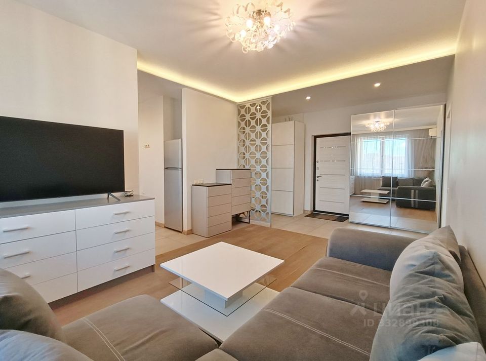 m. Ulitsa 1905 goda: Apartment, 2-rooms