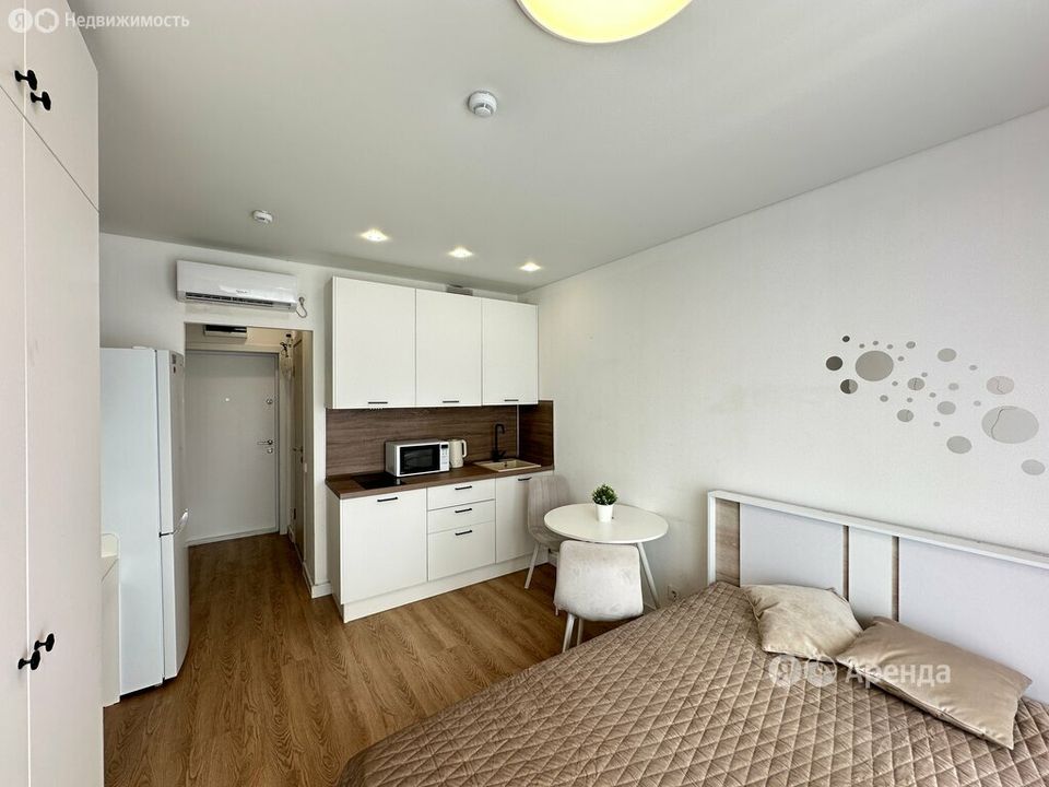 m. Aminyevskaya: Apartment, studio