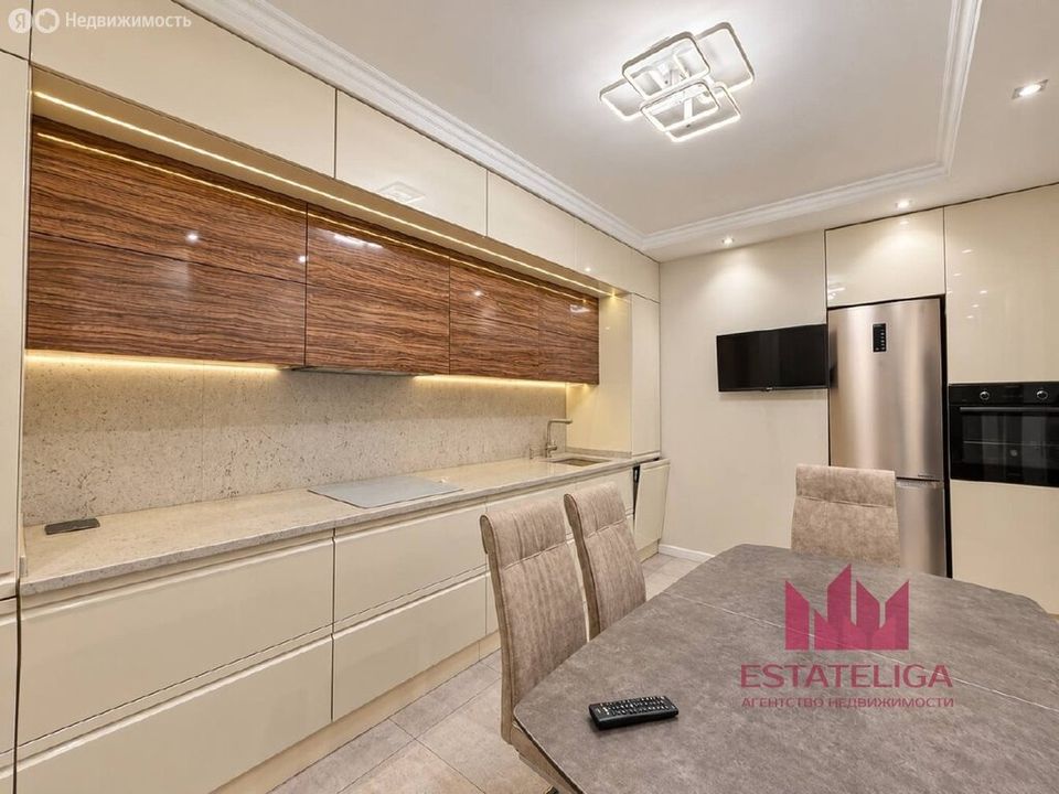 m. Aminyevskaya: Apartment, 2-rooms