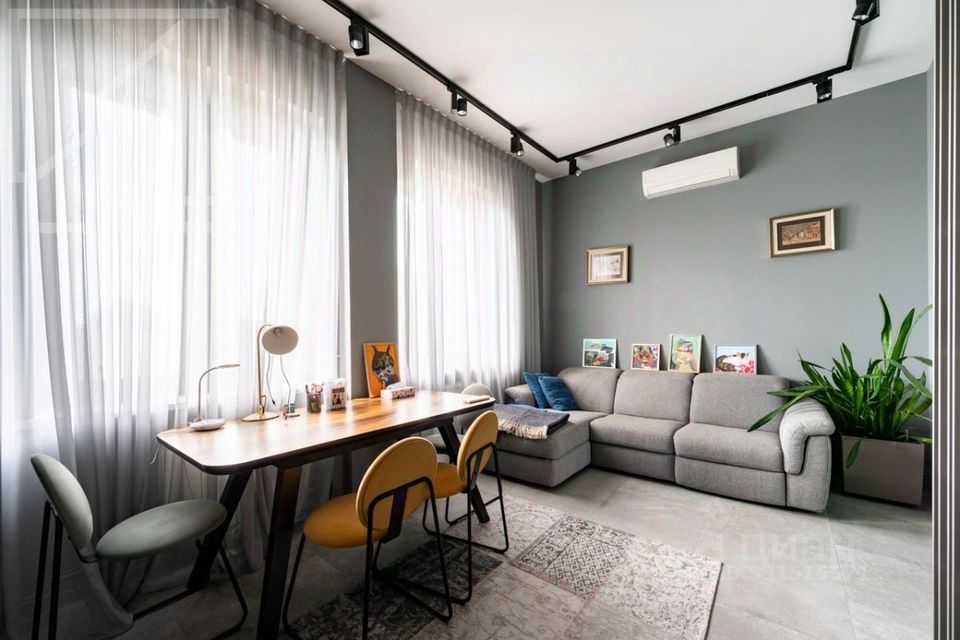 m. Barrikadnaya: Apartment, 2-rooms