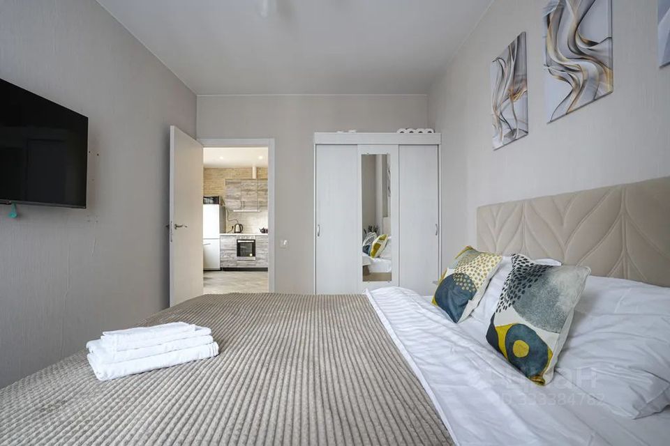 m. Pavshino: Apartment, 2-rooms